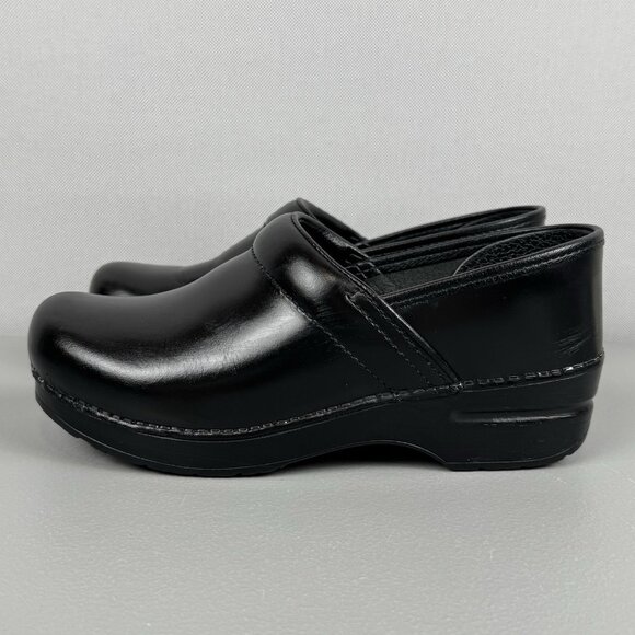 Dansko Professional Black Cabrio Clogs Shoes Womens 39 US 9 Leather Slip On - Picture 3 of 9